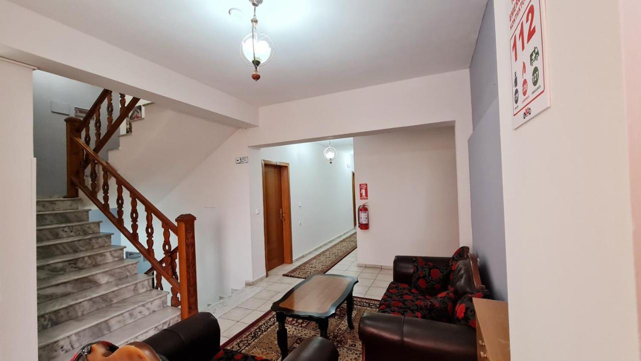 Hotel Parku I Palmave Gjirokaster